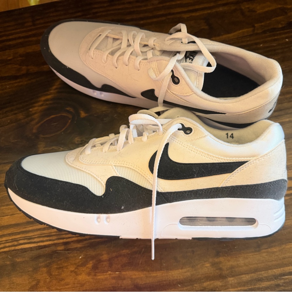 Nike Men's Shoes in Black and White